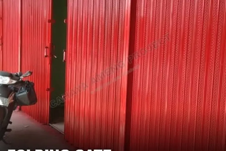 Pintu gerbang besi untuk unit bisnis